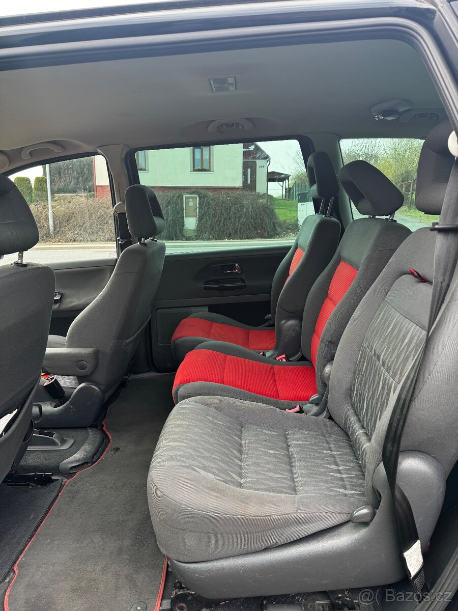VW Sharan 1.9 96 kw, rok 2023 - 5