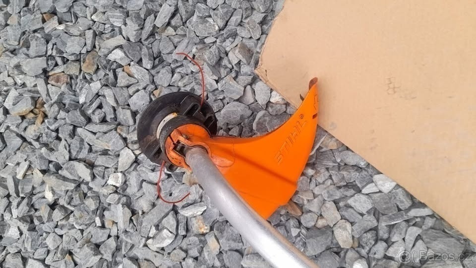 Benzínový vyžínač Stihl FS 38 - 5