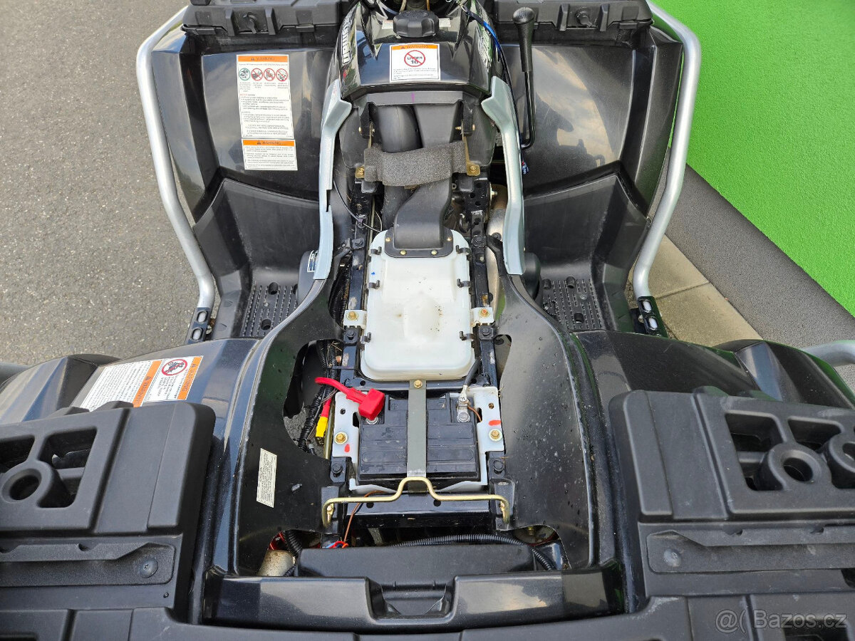 Polaris Sportsman 800 EFI zachovalý