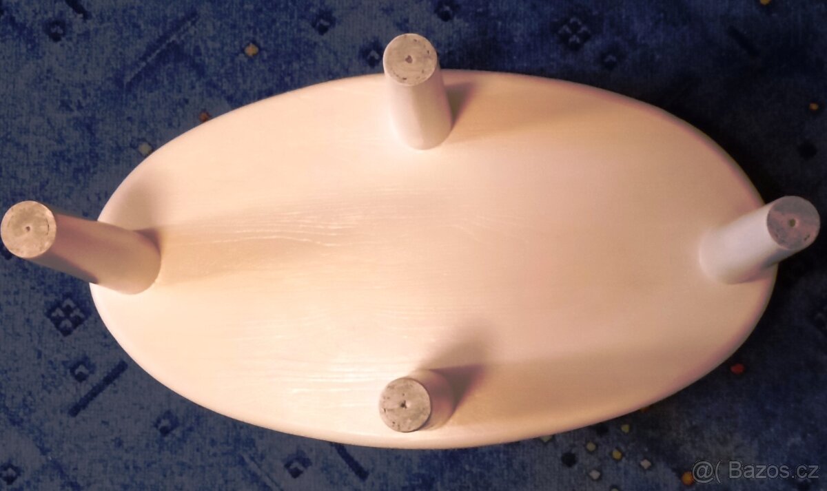 Oválný květinový stolek - 5