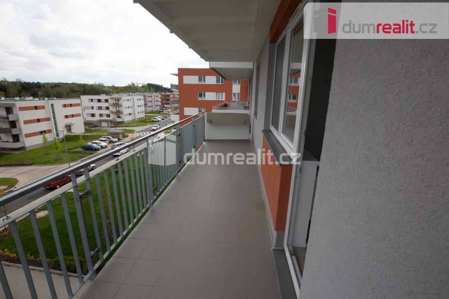 Pronájem bytu 4+kk 94 m2 Praha 4 Háje rezidenční komplex Mil - 5