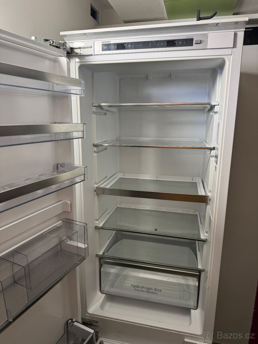 Vestavná lednice s mrazákem Siemens - 5