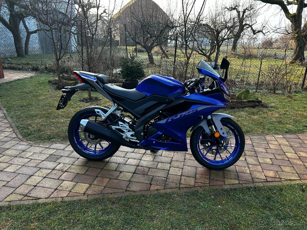 Yamaha YZF125R - 5