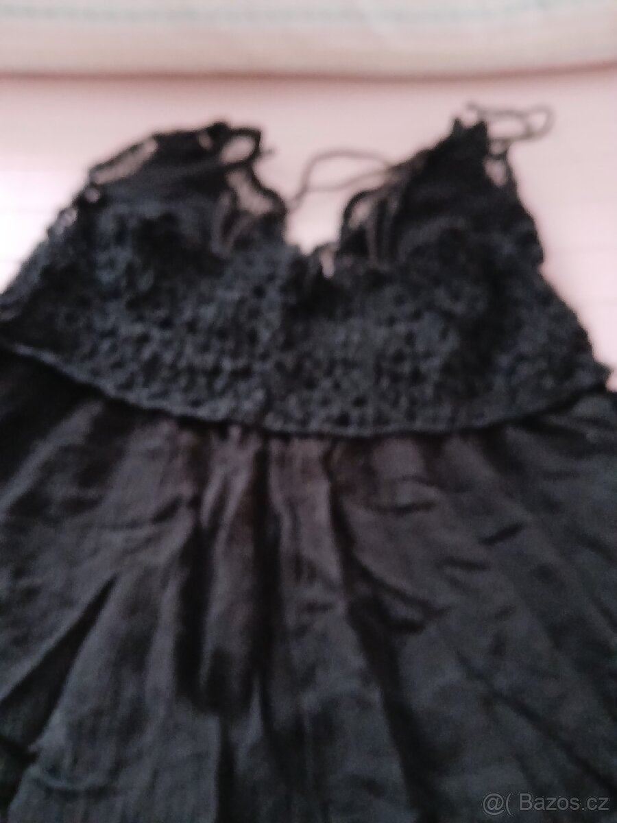 Saty' cerne s krajkou - 5