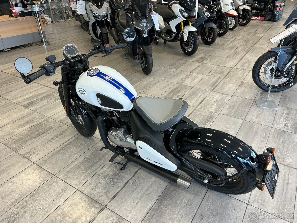 Jawa CL 350 Bobber 2025 - 5