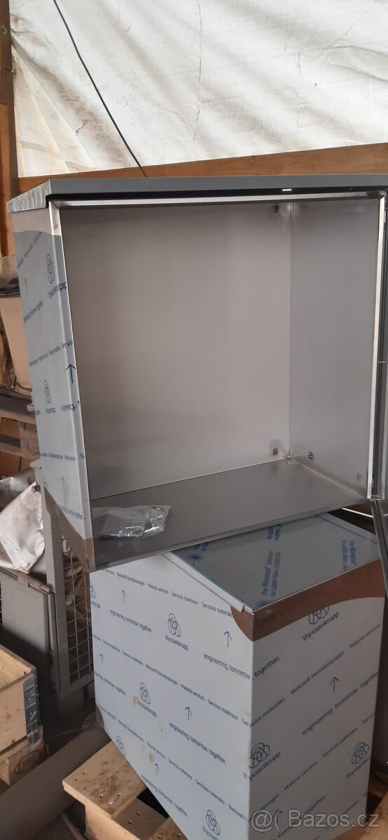 Nerezový rozvaděč /skřín 760x760x400mm / Rittal - 5