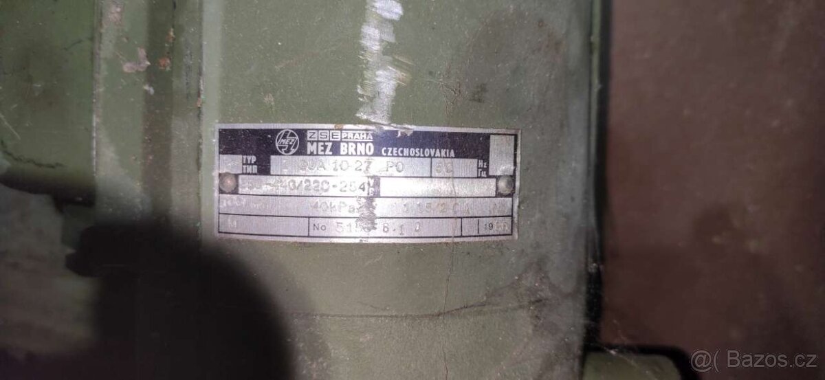 MOTORY - STARÉ MOTORY - POZŮSTALOST - 5