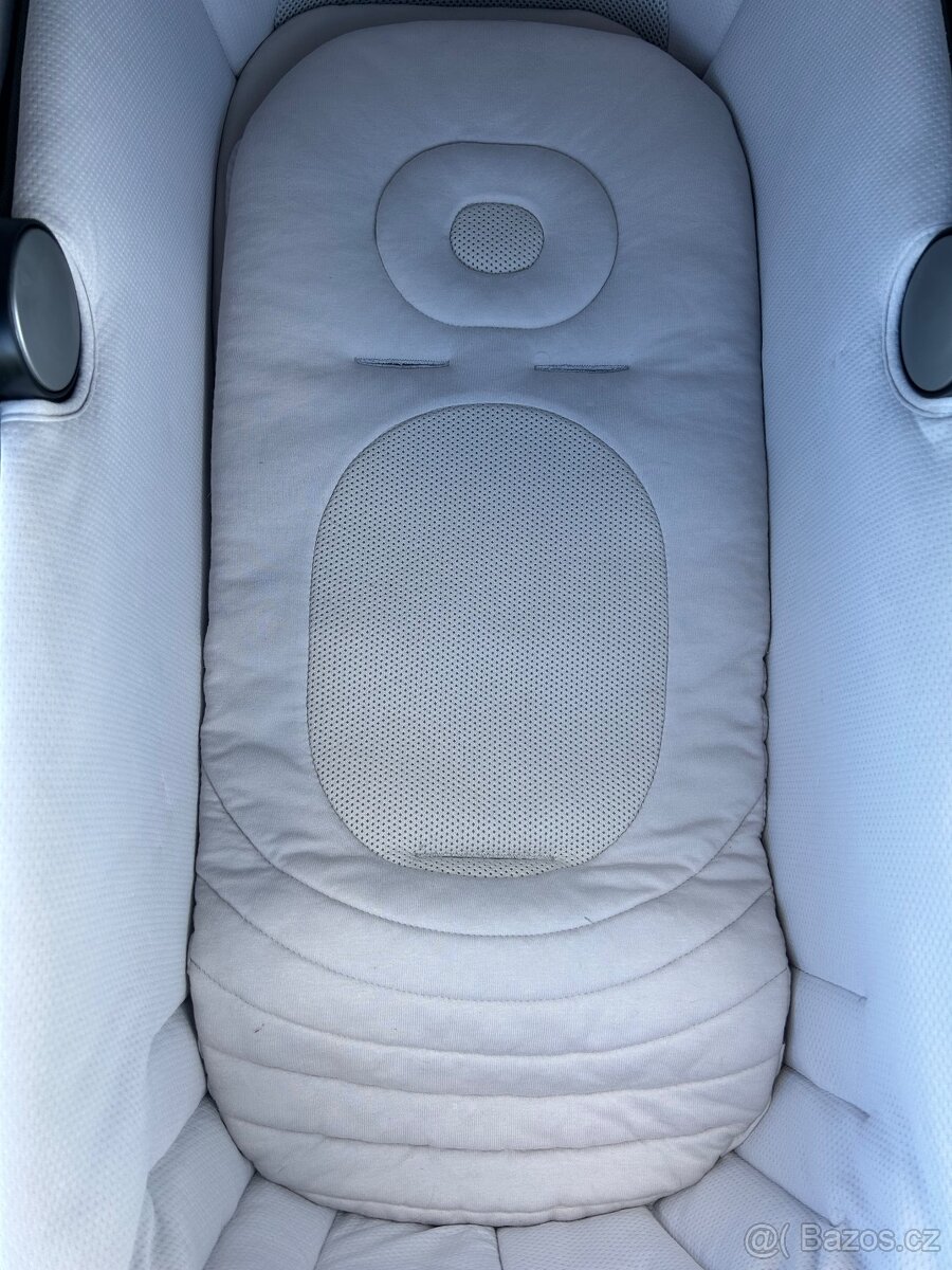 Prodám kočárek Inglesina Aptica XT - 5