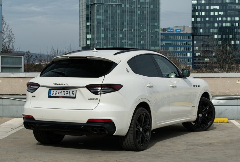 Maserati Levante SQ4 - 5