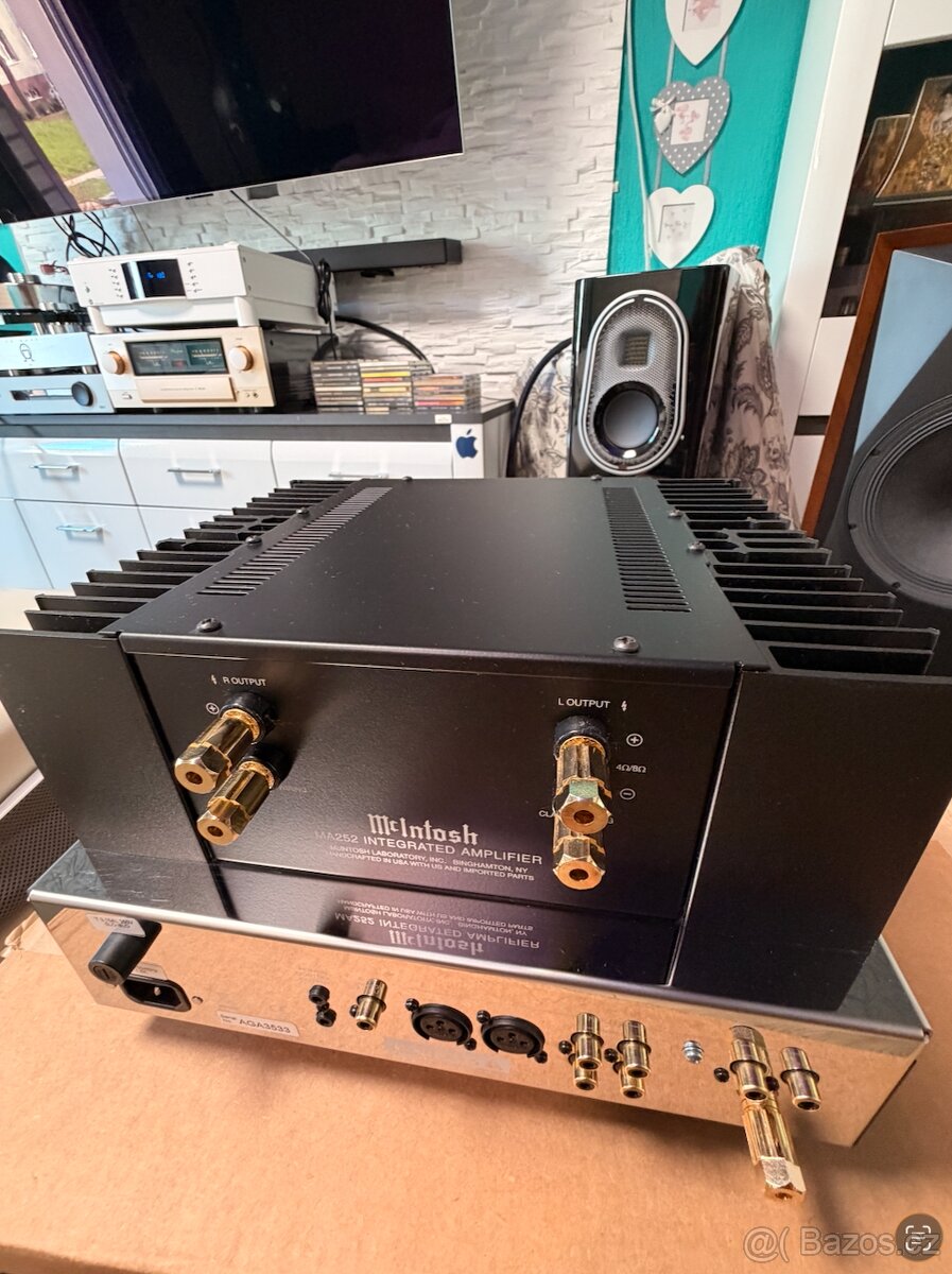 McIntosh MA 252 - 5