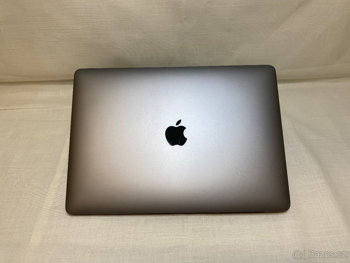 13 Apple MacBook Air i5 1,6GHz RETINA SSD 256/16Gb ZÁRUKA - 5