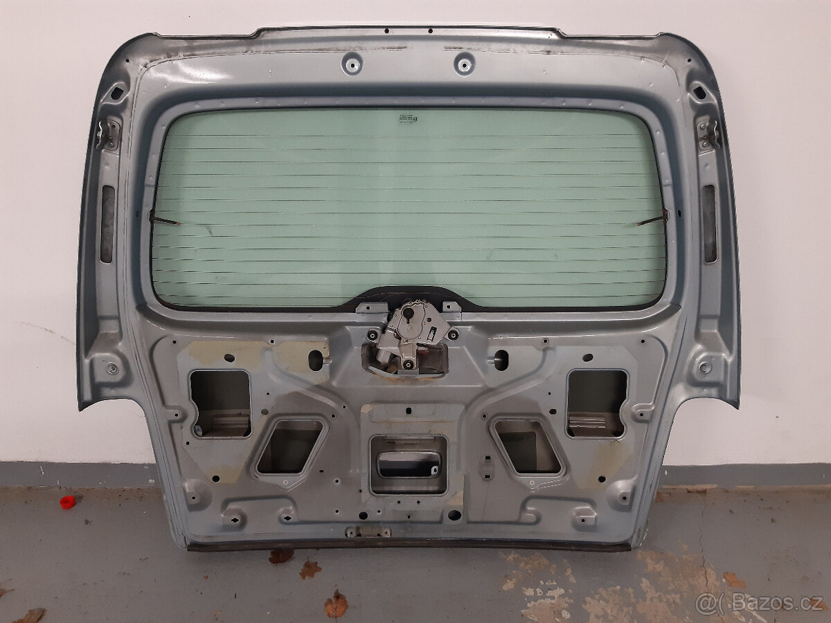 Víko kufru Citroen Berlingo 1, Peugeot Partner 1 - 5