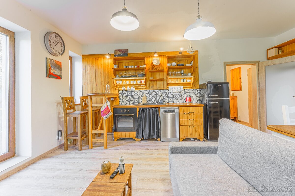 Prodej bytu 2+kk v osobním vlastnictví 55 m², Čím - 5