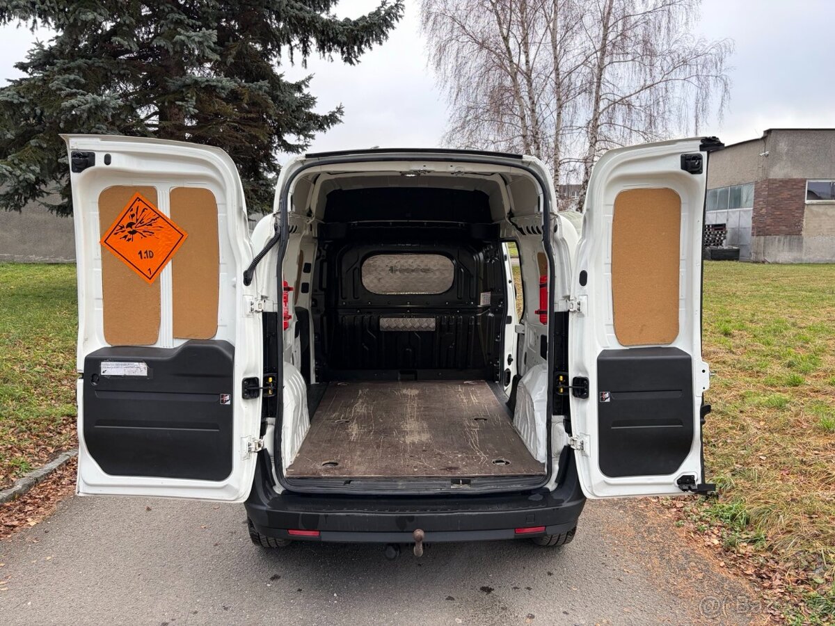 FIAT DOBLO MAXI CARGO 1,6TDI nosnost 1000 kg ADR - 5