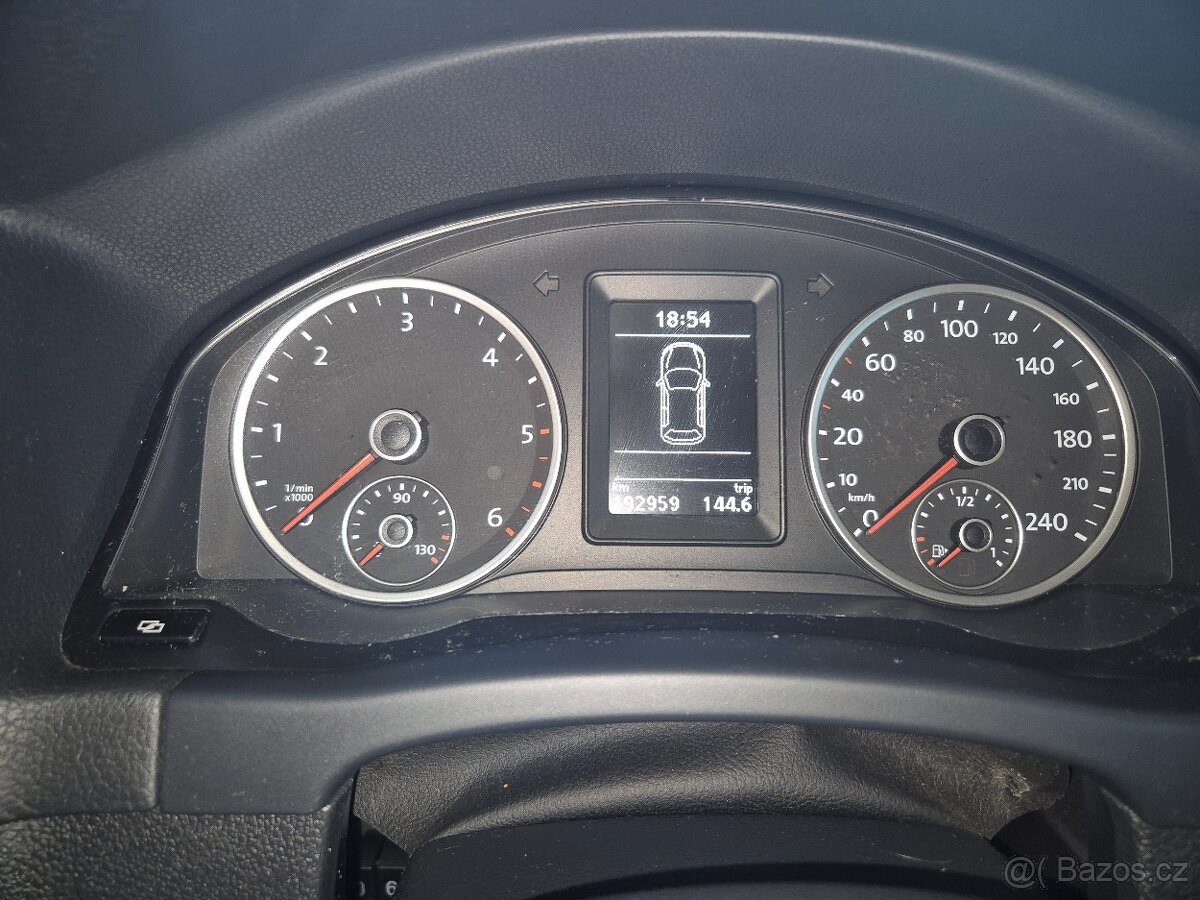 Vw Tiguan Sport 2.0 TDI 103KW 4×4 TOP STAV Navigace Tel. - 5