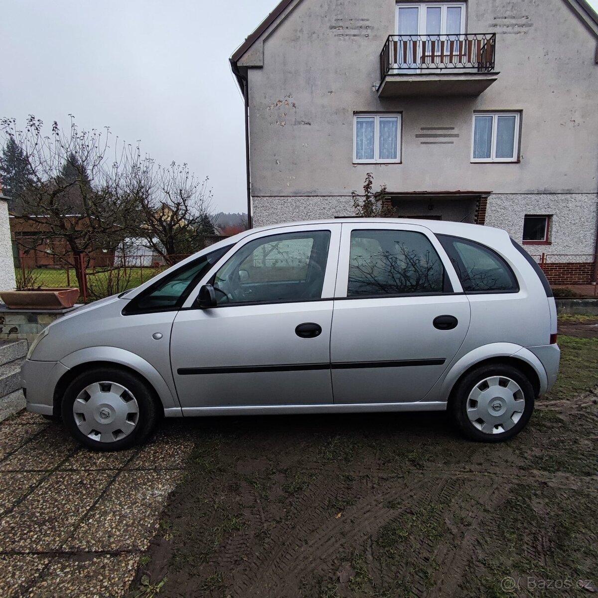 Opel Meriva benzín 1.4 BENZÍN - 5