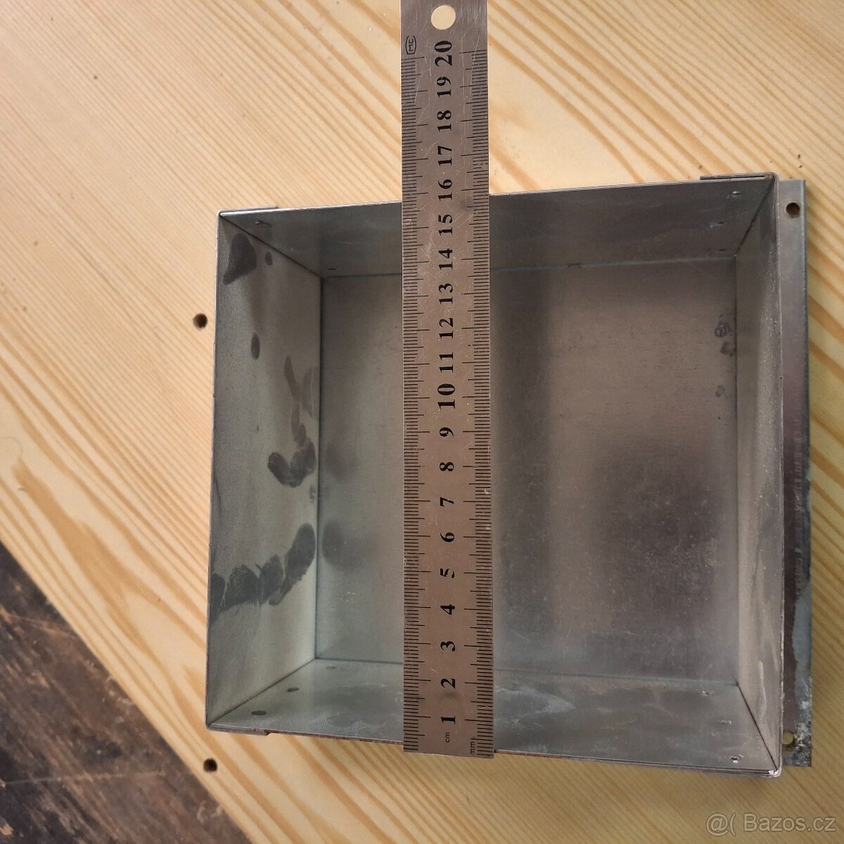 Plechový prostup. - 5