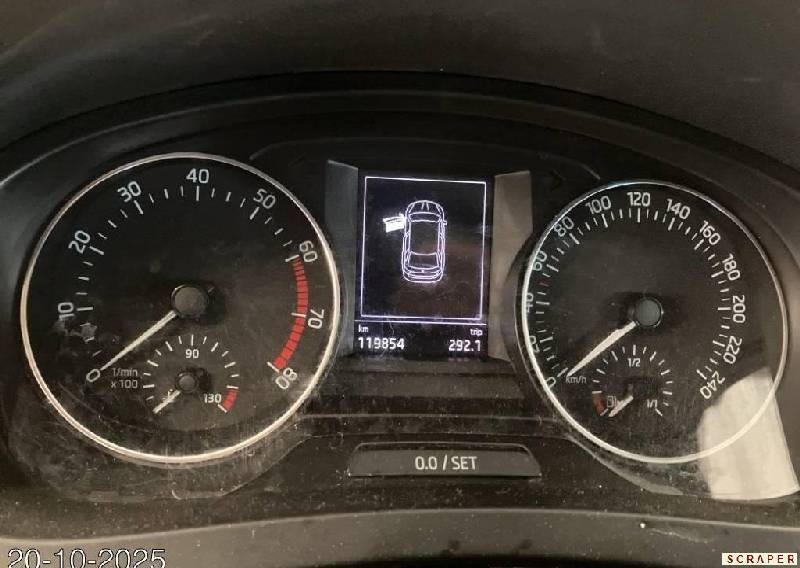 Škoda Rapid 2016 1,2TSi 119t km Spaceback - 5