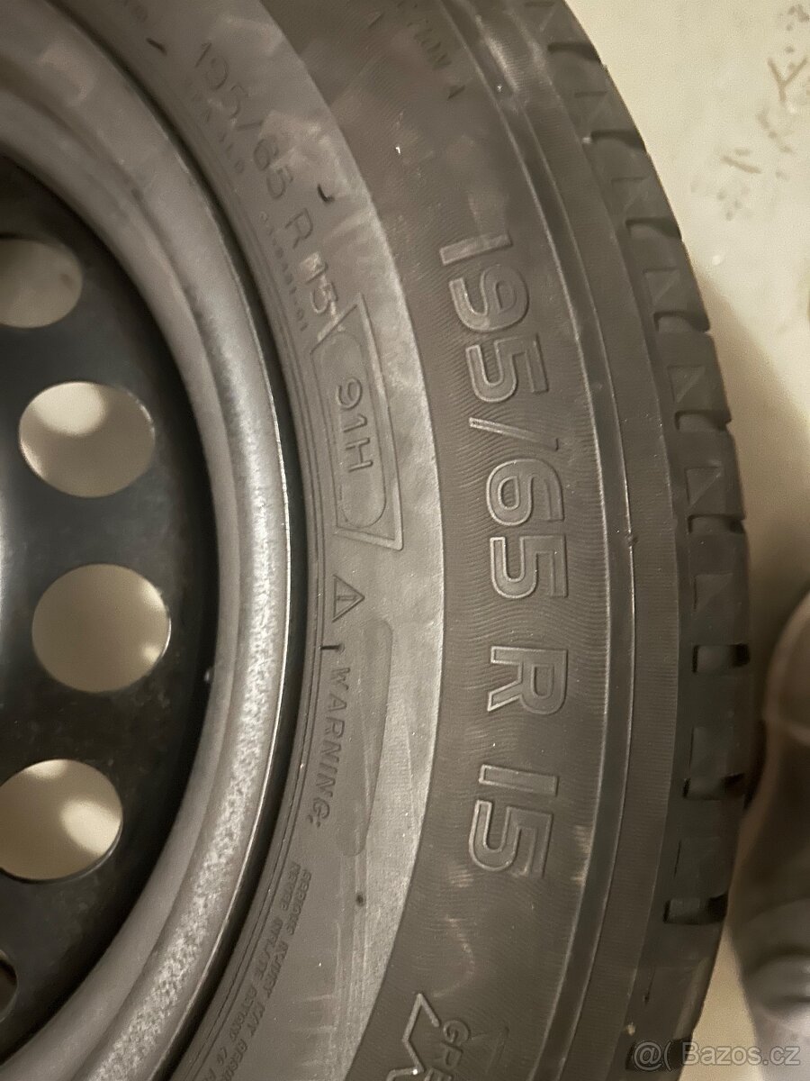 Škoda Octavia 2 letní komplet.kolo - 5