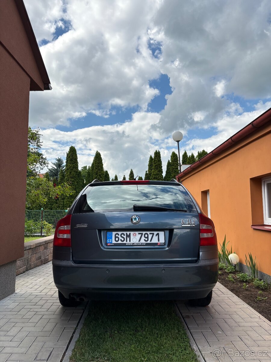 Škoda Octavia 2 FSI combi - 5