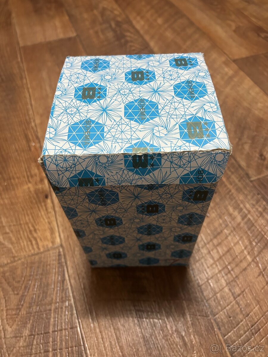 křišt´álová váza - 5