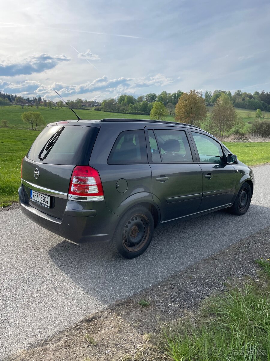Opel zafira - 5