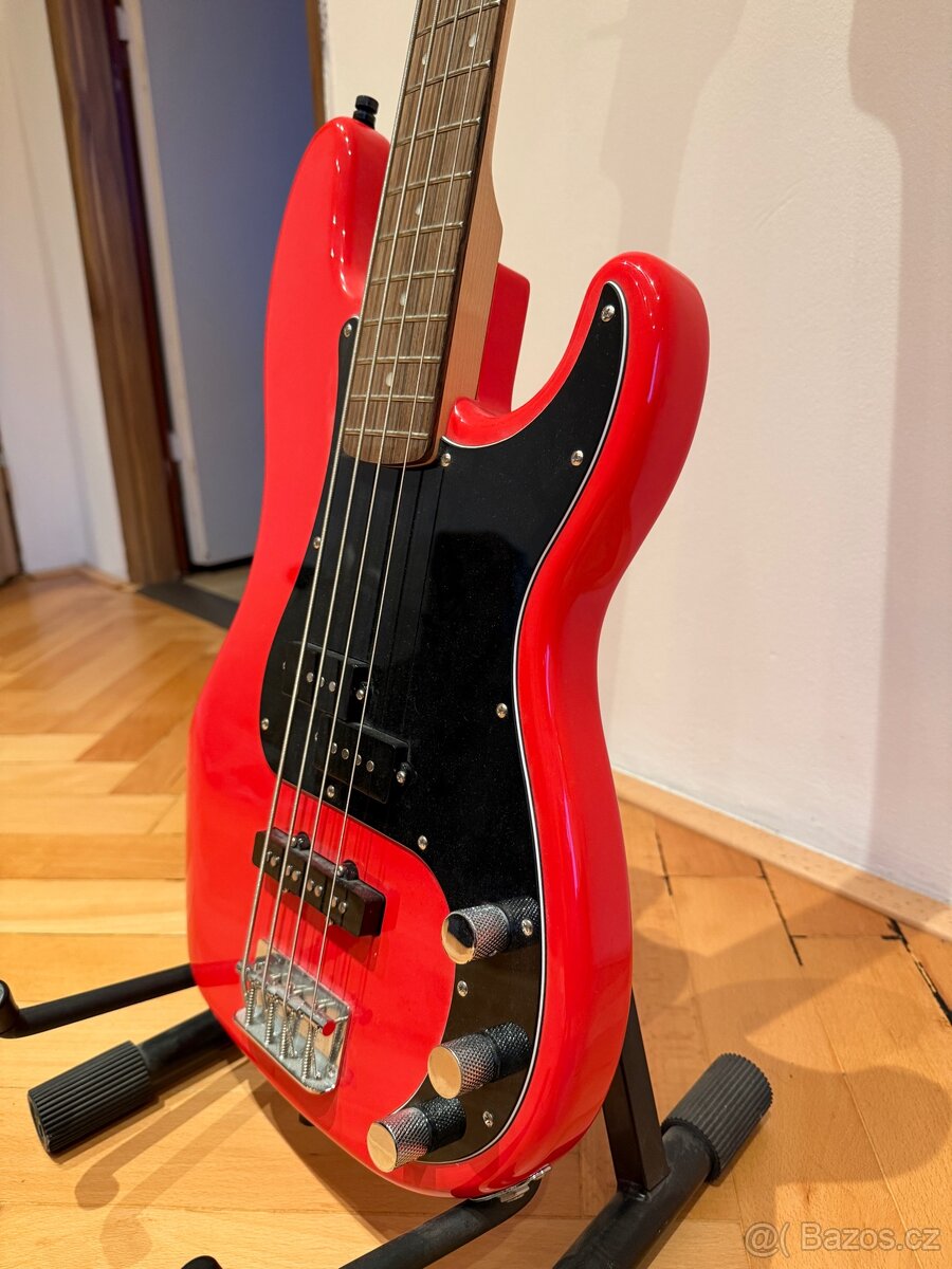 Baskytara Fender Squier - 5