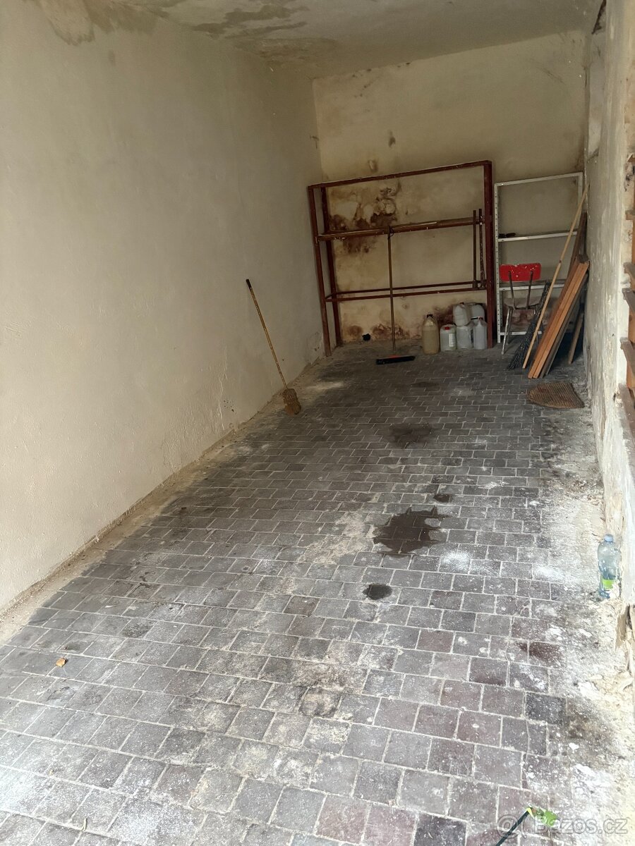 Pronajmu GARÁŽ v Teplicíc-Šanov, dlouhodobě - 5