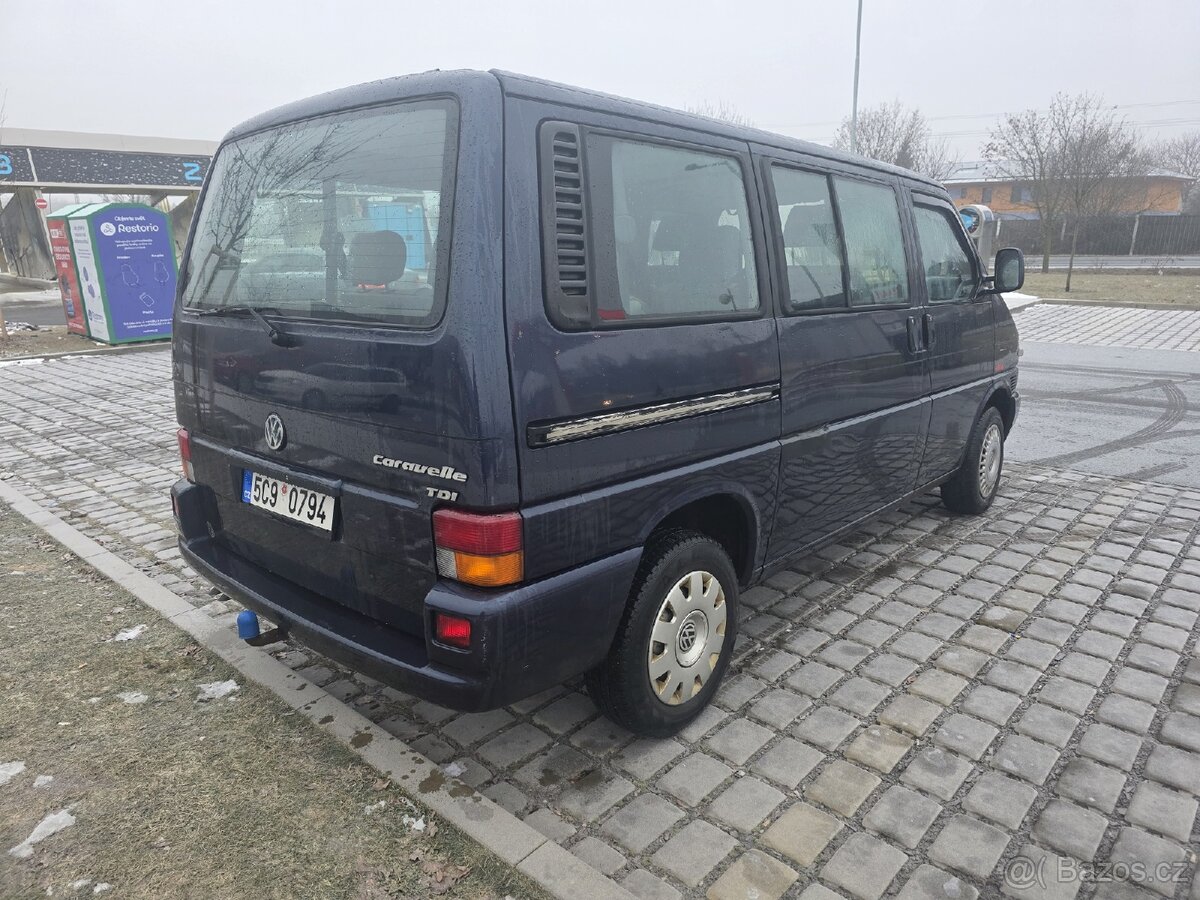 Volkswagen Caravelle - 5