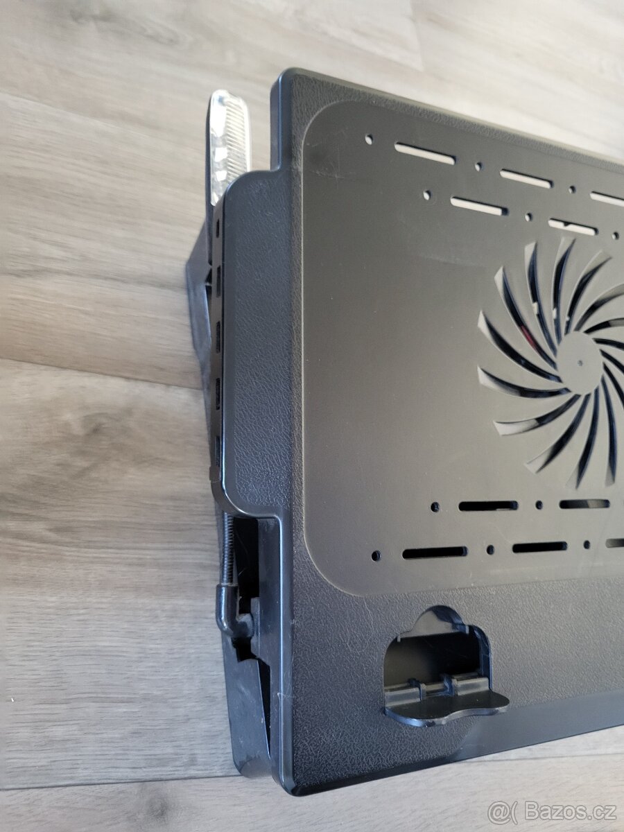 Podstavec pod notebook Modecom - 5