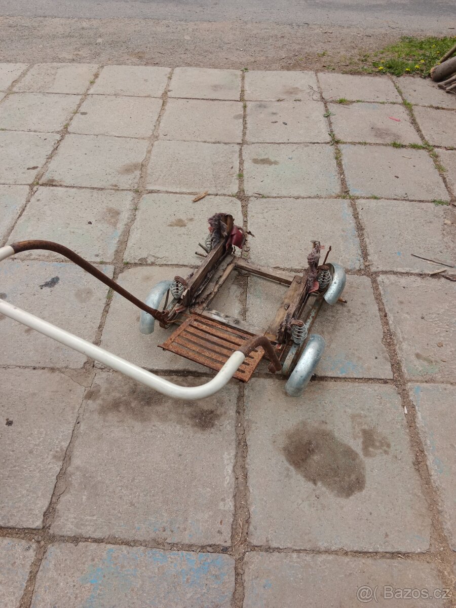 Staré kočárky - 5