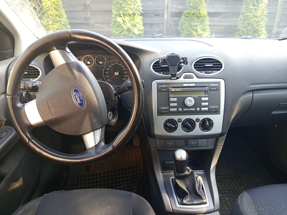 Ford Focus 1.6 kombi - 5