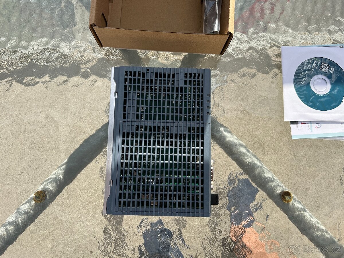 SIMATIC IOT2050, 2x Gbit Ethernet RJ45; Display port; 2x USB - 5