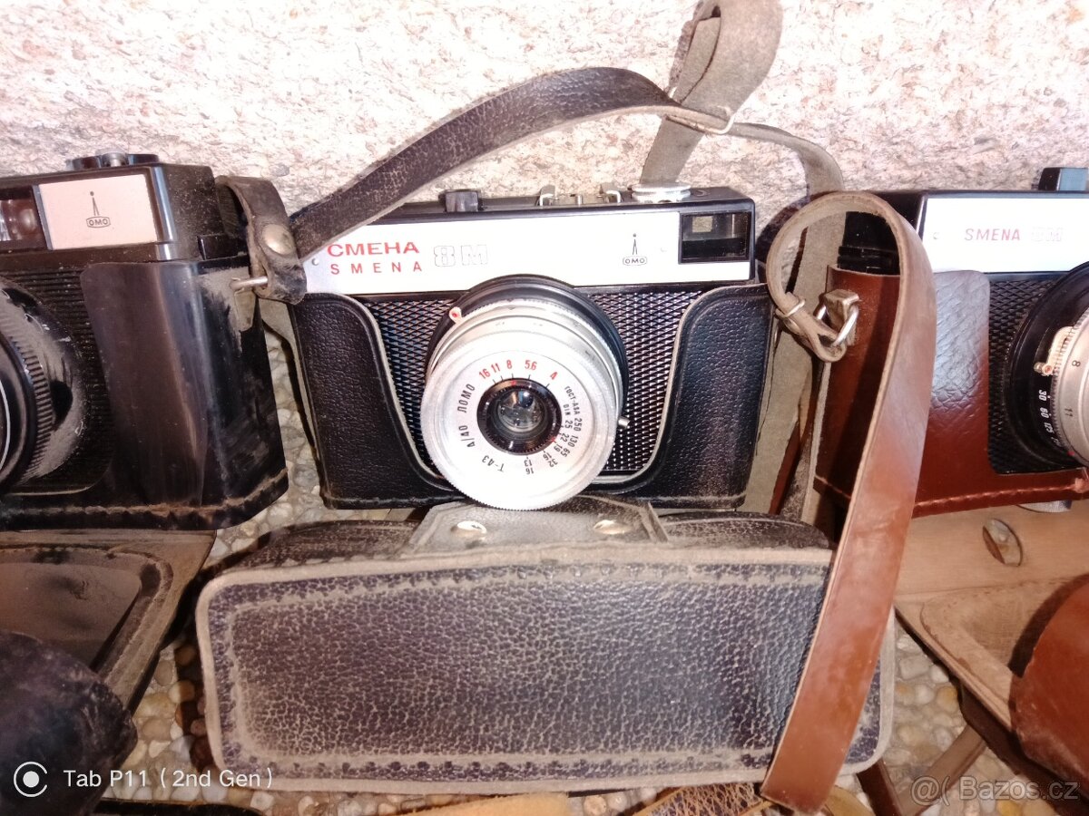Staré fotoaparáty a kamera - 5
