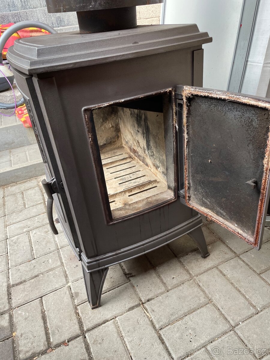 Francouzská krbová kamna INVICTA SEDAN - 5