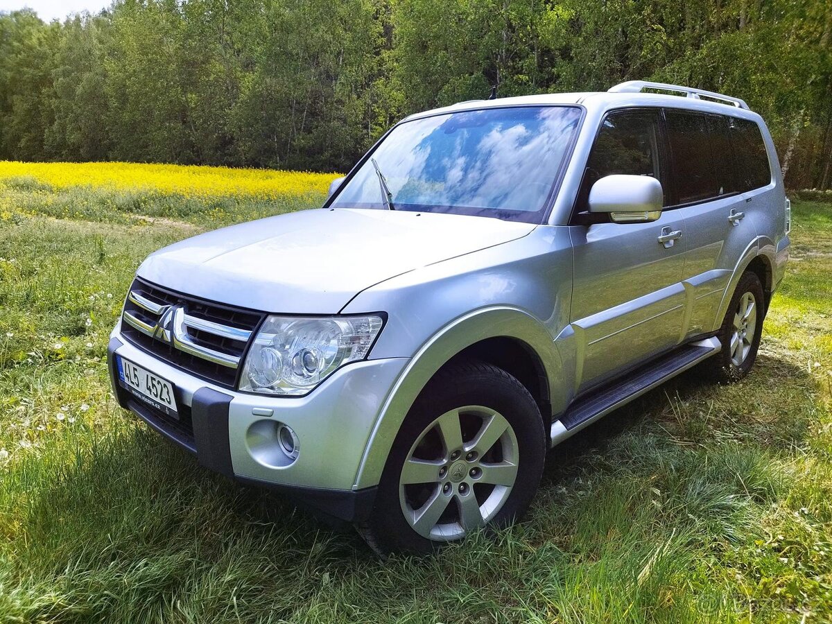 Mitsubishi Pajero - 5