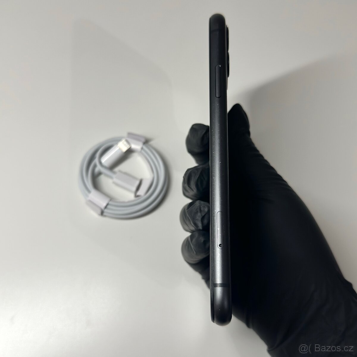 iPhone 11 64gb, top stav - 5