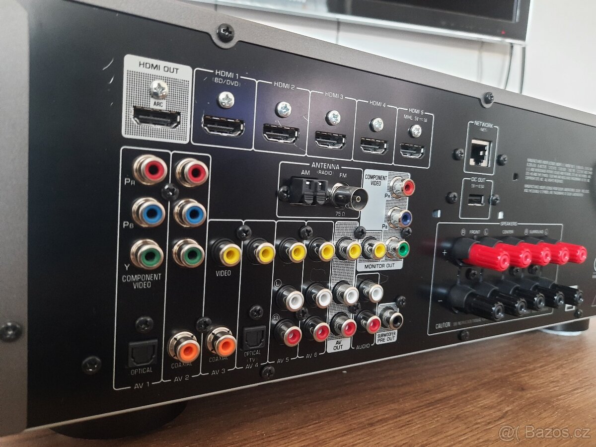 Predám strieborný 5.1 AV receiver Yamaha RX-V 475 - 5