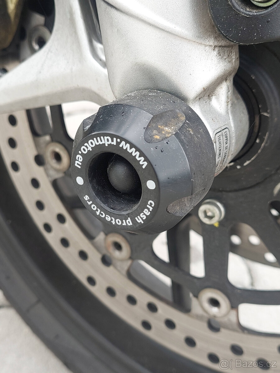 MV Agusta Brutale 675 - 5