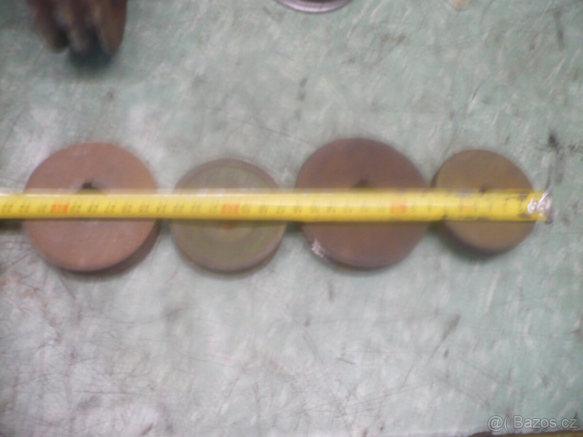 hřídel na okružní pilu/ ložisková osa - 5