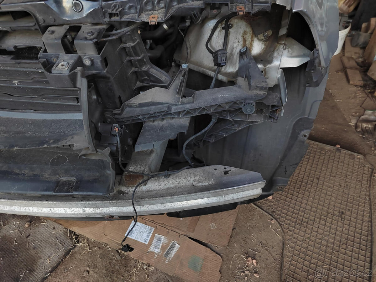 BMW X3, E83, držák přední světlo pravý - 5