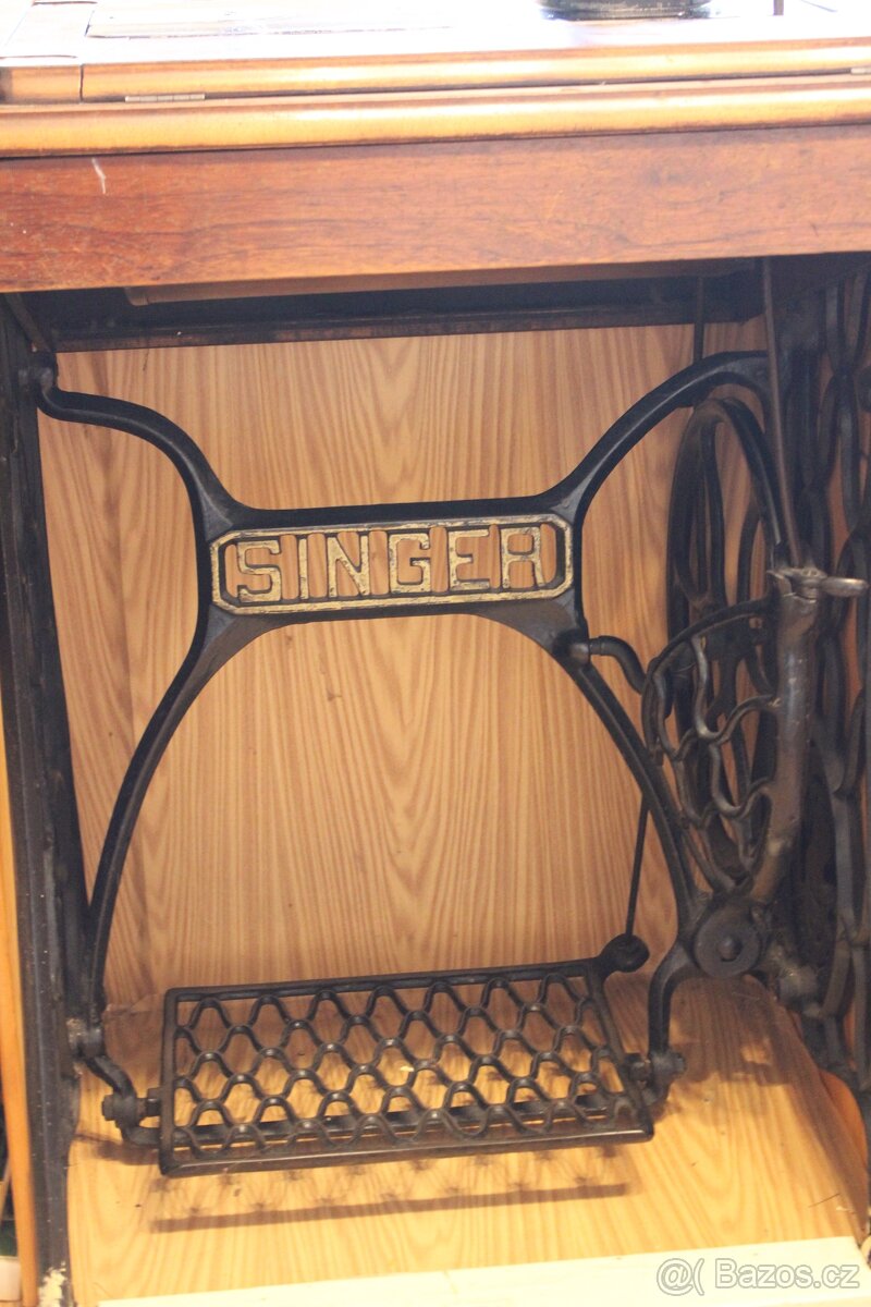 Starožitný šicí stroj - 5