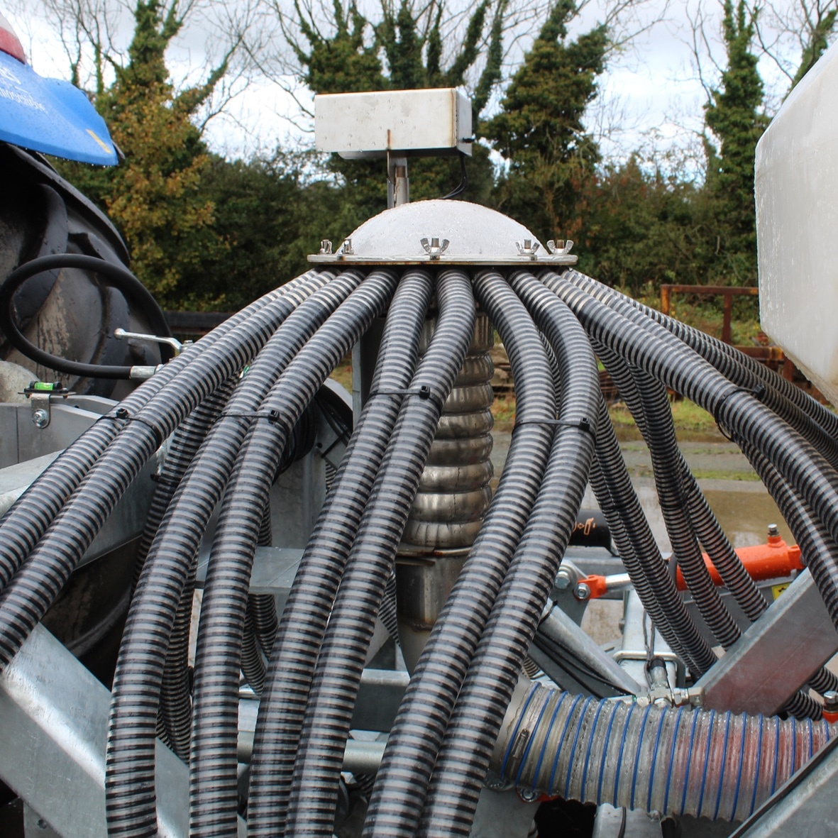 Secí stroj pro přísev TTP - pro traktory od 80 HP - 5