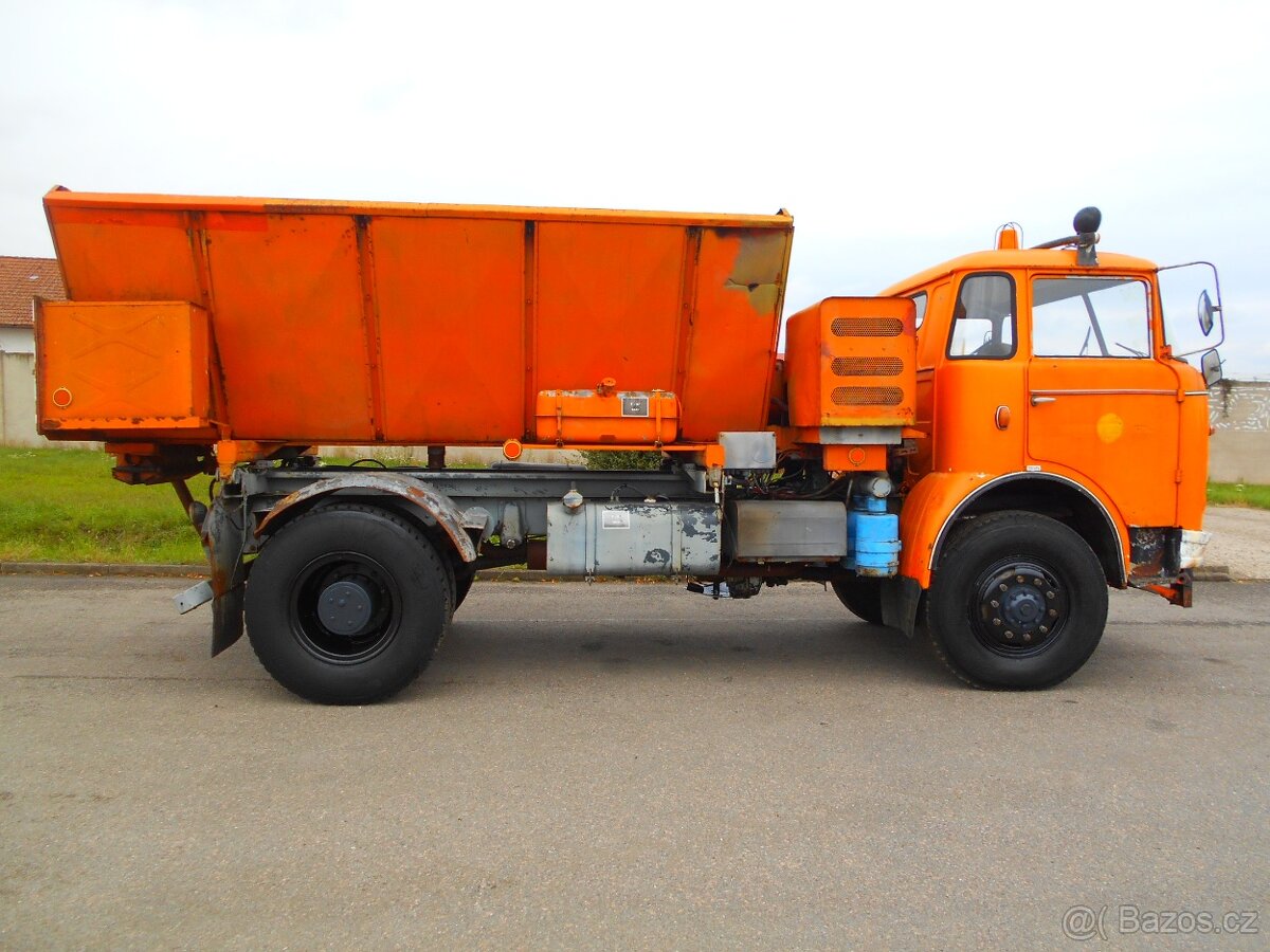 SYPAČ vozovek Š706 - 5