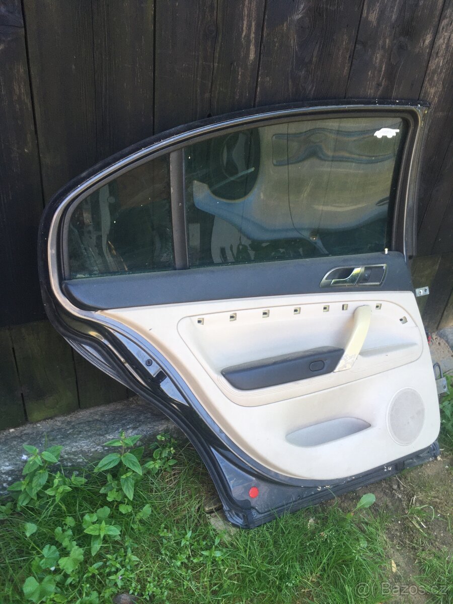 Kapota Škoda Superb 1 - 5