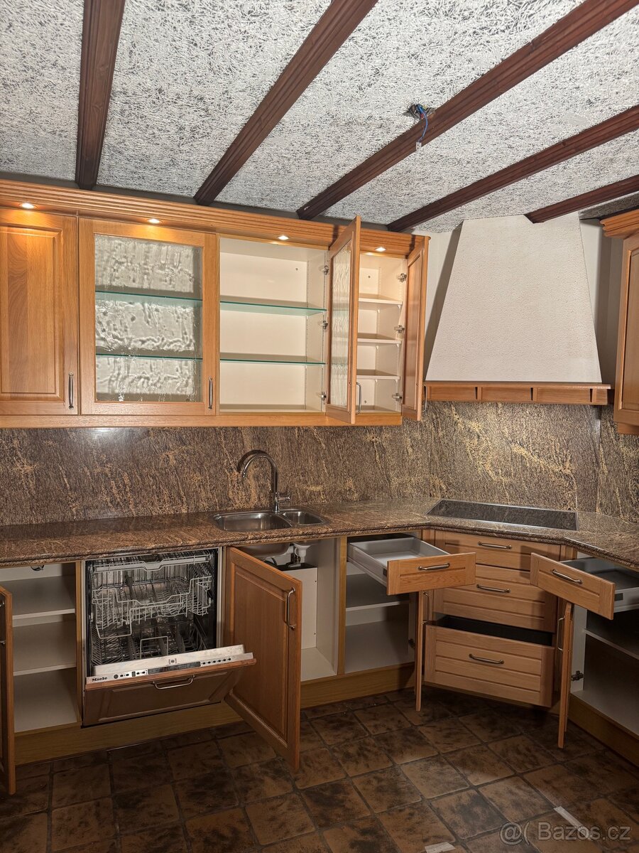 Kuchynska linka L - 5