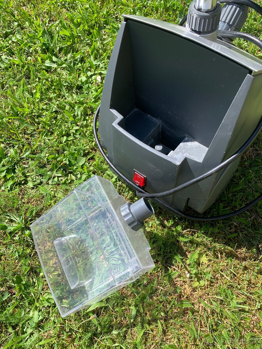 Parní napařovač oděvu Clatronic - 5