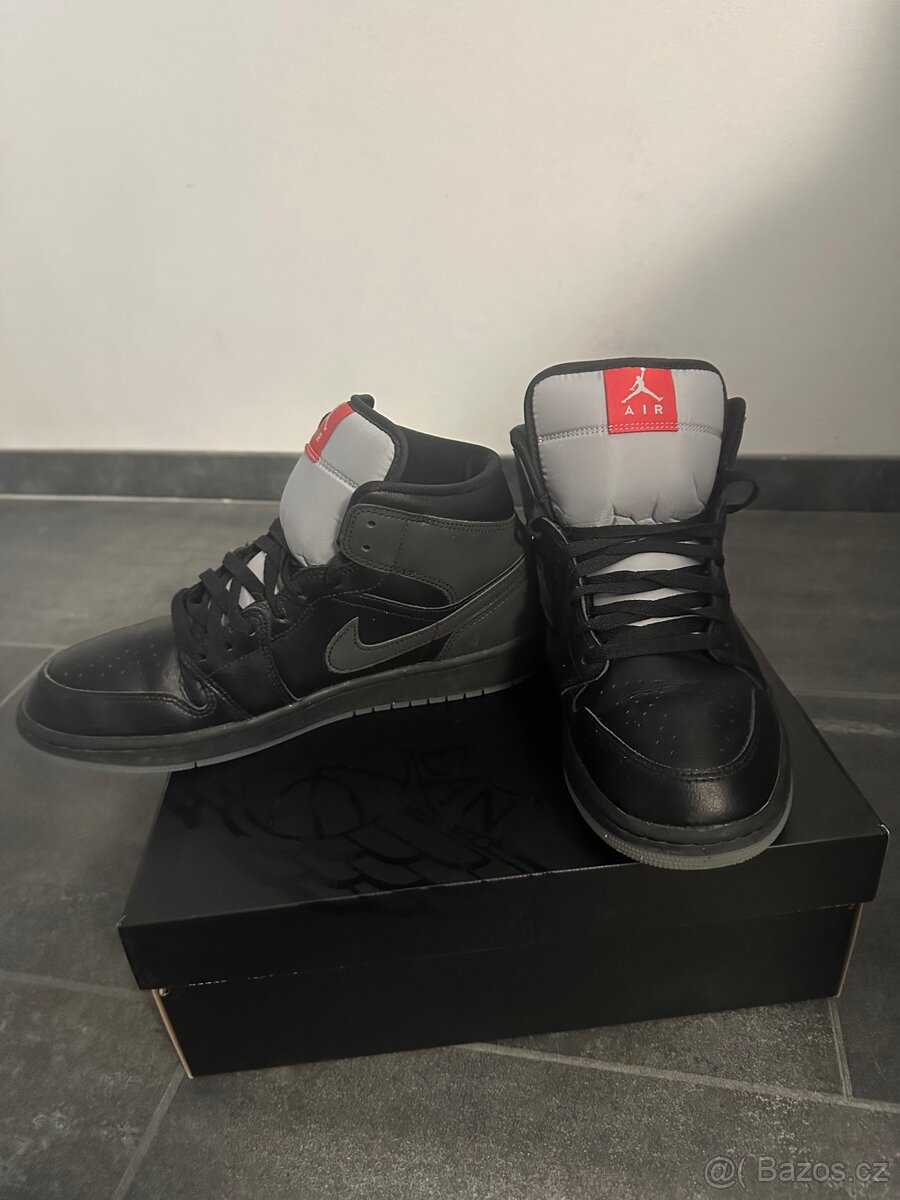 Prodám boty Air Jordan Mid SE - 5