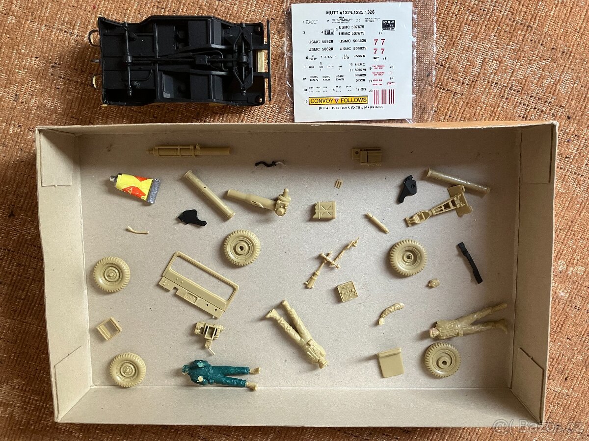 Prodám stavebnici M-151 A2 MUTT WITH TOW MISSILE LAUNCHER, - 5