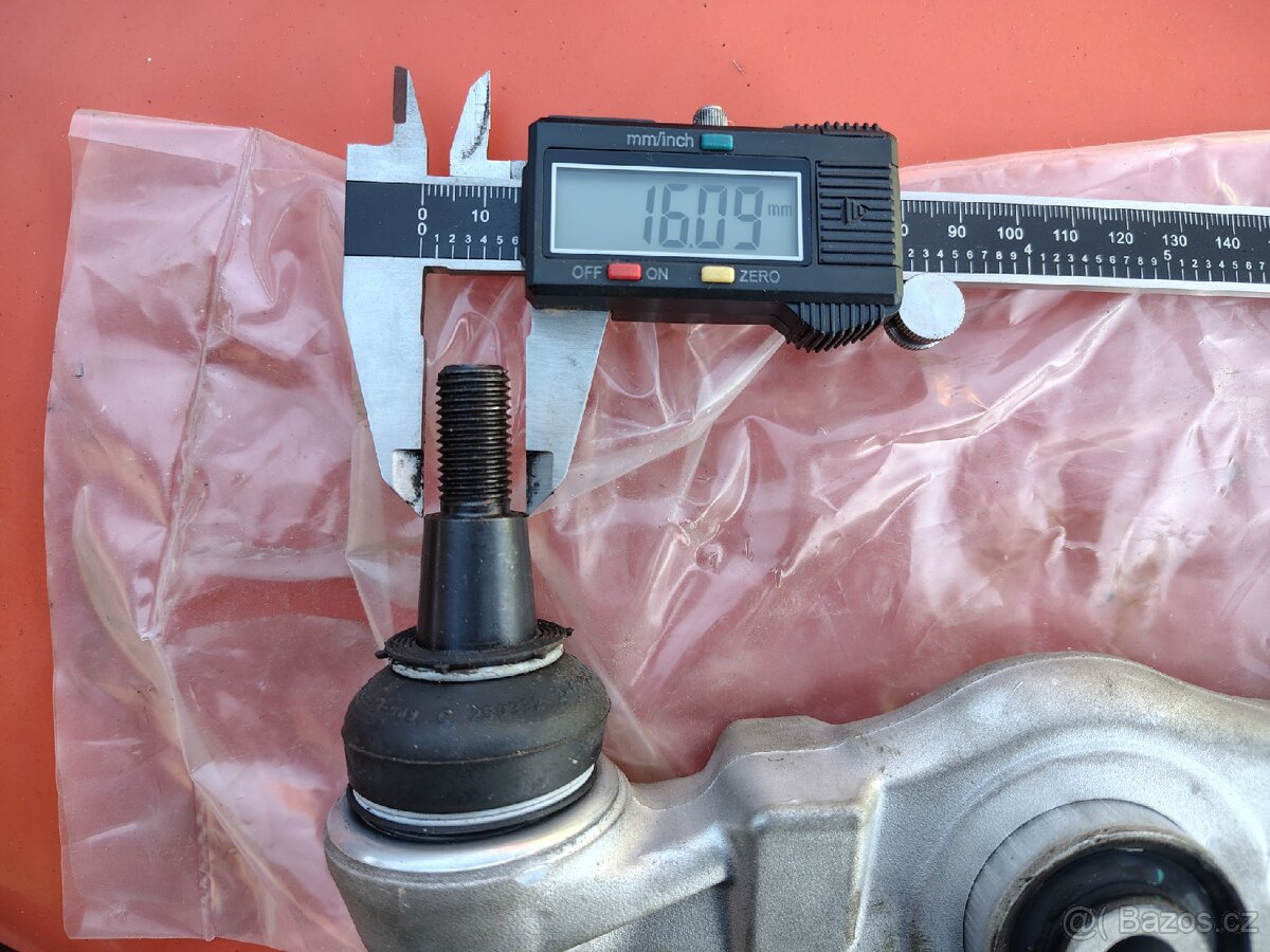 Spodní rameno Superb/Passat/A4/A6 atd. - 5